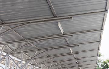 installing Digg metal roofing